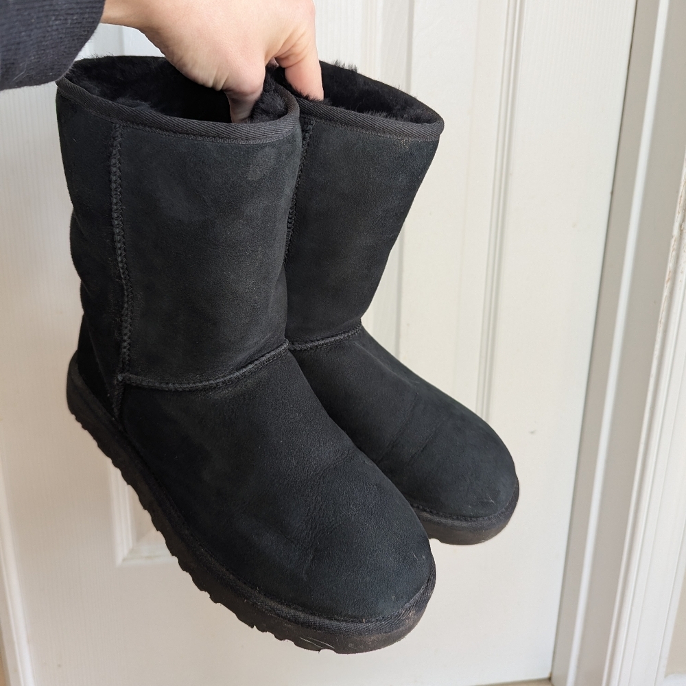 UGG Classic Short Black Boots